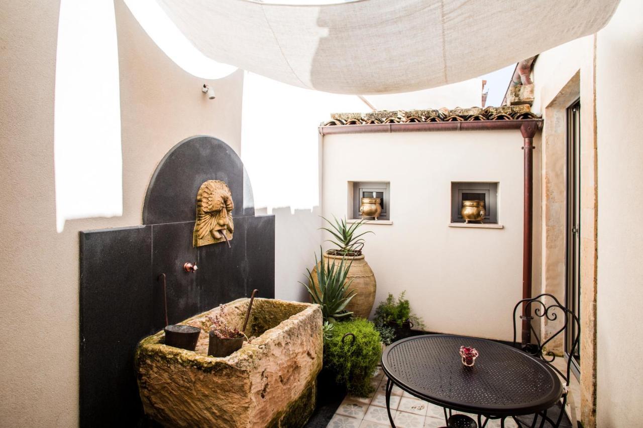 Dimora di Catullo - Ospitalità di Charme Vila Palazzolo Acreide Exterior foto